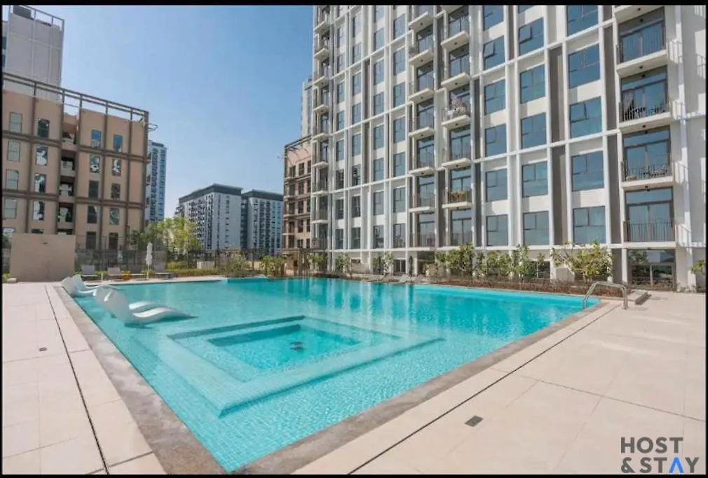 アパート Elegant 2-Br Retreat In Dubai Hillsアパートメント